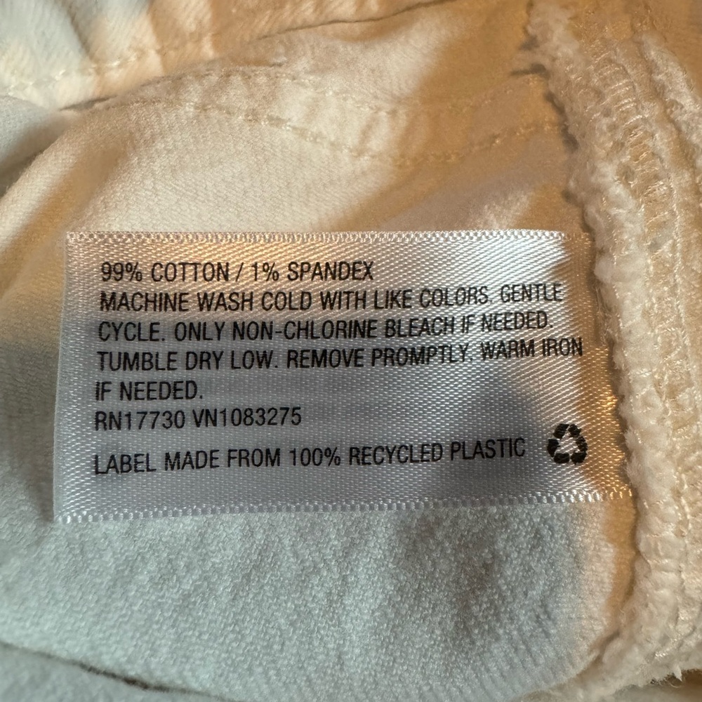 Universal Thread Shorts - Picture 4 of 7